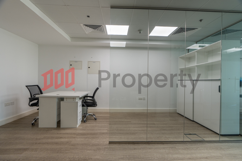 FULLY FITTED OFFICE | VACANT | PRIME LOCATION